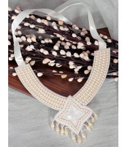 Crunchy Fashion White Handmade Beaded Single Star Design Necklace CFN0903