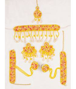 Stylish Handmade Beaded Floral Jewellery Sets For haldi
