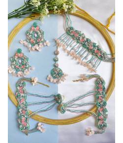 Stylish Floral Green-Pink Handmade Jewellery Set for