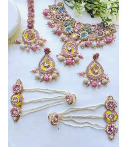 Ethnic Peach-Pink Floral Haldi Mehndi Jewellery Set for Women