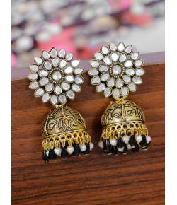 Crunchy Fashion Gold-Tonned Kundan Floral  Earring Set RAE2122