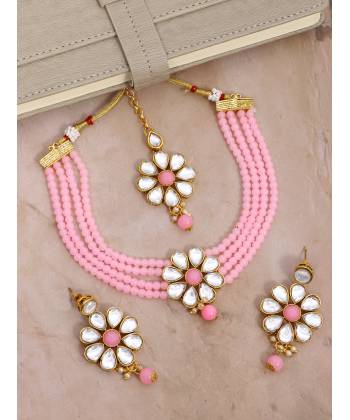 Crunchy Fashion Gold-Plated Pink Studded & Pearl Beaded Jewellery Set RAS0551