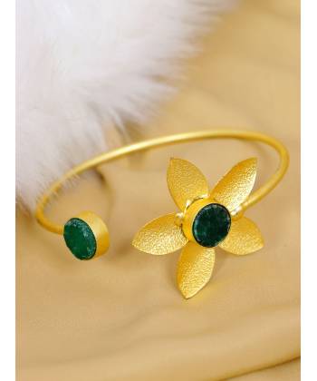SwaDev Gold-Plated Floral Green Stone Imitation Kada Bracelet SDJB0010