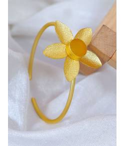 SwaDev Gold-Plated Imitation Floral Yellow Stone Design Kada Bracelet SDJB0013