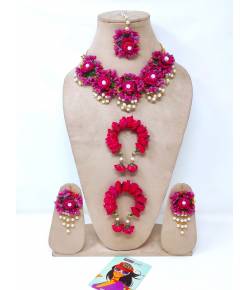 Floral Finesse Beaded Jewelry Set- Perfect Baby Shower & Haldi Gift for Women