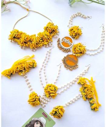 Dulhaniya Haldi-Mehndi Floral Bridal Jewelry Set