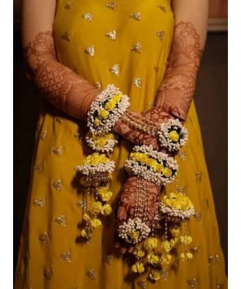 Yellow-White Floral Hathphool & Kalire for Haldi