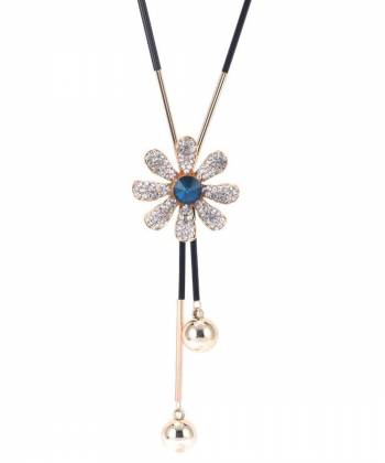 Pearls & Crystal Flower Pendant Necklace