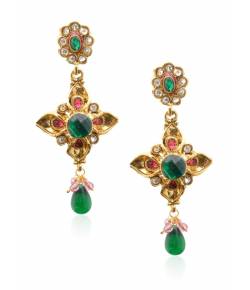 Fanciable Emerald Stone Earring