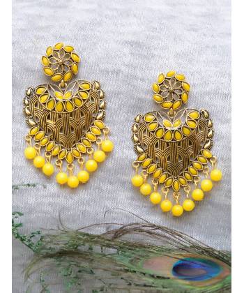 Gold Plaetd Heart Yellow Kundan Dangler Earrings 