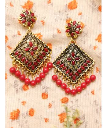 Embellished Gold Plated Square Red Kundan Dangler Earrings 