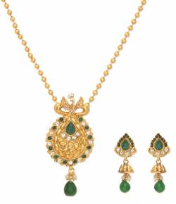 Flaunting Peacock Emerald Pendant Set