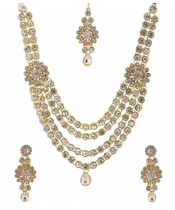 Traditional Kundan Jewel Set