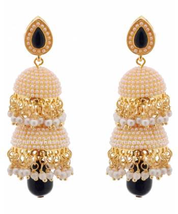 Glittering Pearl Traditional Black Jhumka