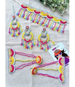 Yellow-White Dulhaniya Floral Haldi-Mehndi Jewellery Set for