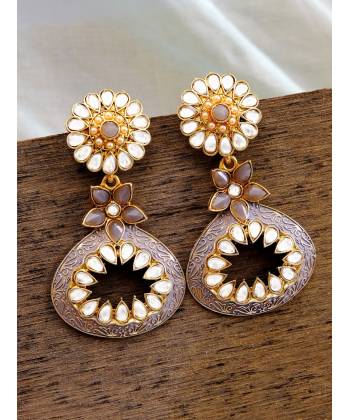 Designer Gold-Plated Kundan Floral Grey Oval Earrings RAE1148
