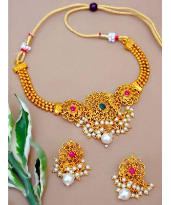 Traditional Indian Gold plated White Pearl Round Floral Chokar Necklace With Earring Set RAS0194